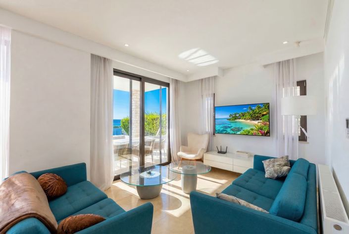 Image No.3-4 Bed House for sale