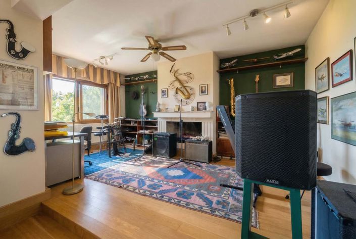 Image No.24-4 Bed House for sale