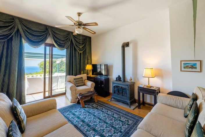 Image No.26-4 Bed House for sale