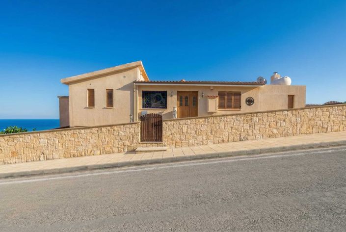 Image No.4-4 Bed House for sale