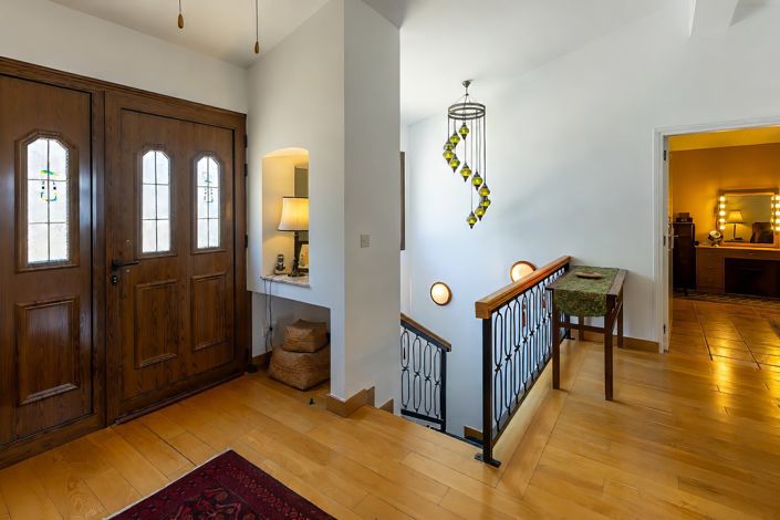 Image No.9-4 Bed House for sale