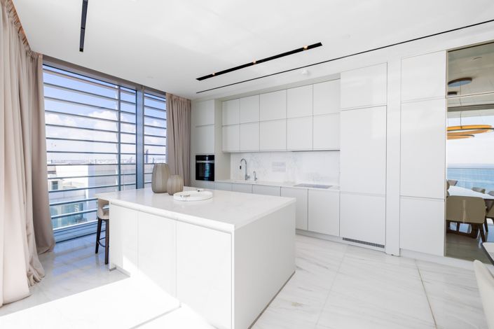 Image No.9-3 Bed Apartment for sale