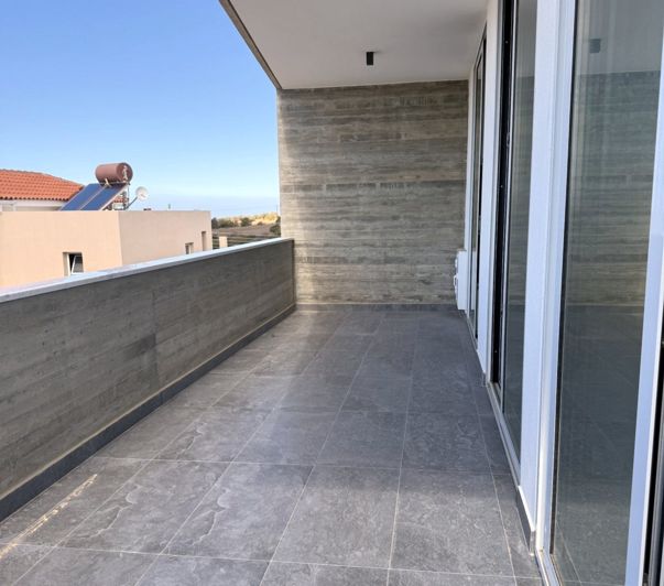 Image No.17-3 Bed House for sale