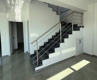 19eb82f8-8f12-485a-8b87-114162940489