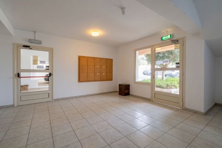 Image No.17-1 Bed Apartment for sale