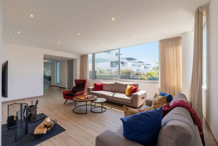 Image No.4-4 Bed House for sale