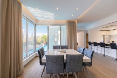 c3c10f85-062f-49e7-9adb-fc30761263b4