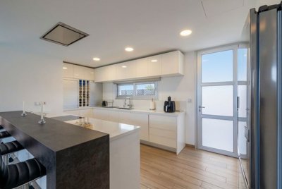 788635f2-5fc5-4c35-8081-2ae76eca1271