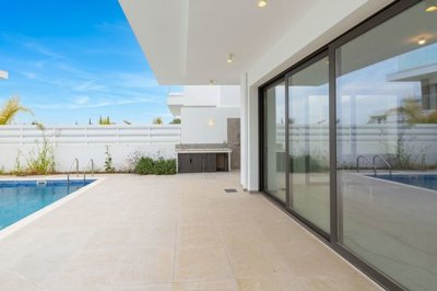 1cf273e0-fd47-4e7b-9631-7b1749a59157