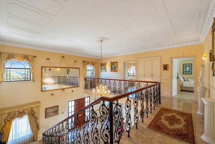 Image No.11-5 Bed House for sale