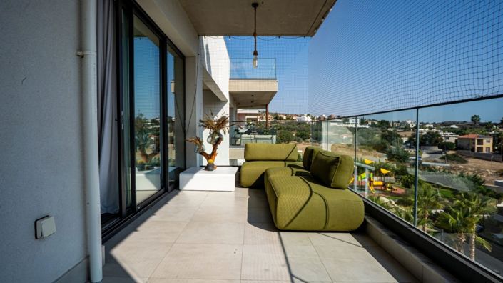 Image No.25-3 Bed Penthouse for sale