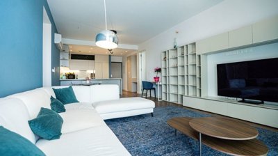 14712826-22ee-49ce-bd0b-f38a714fdca8