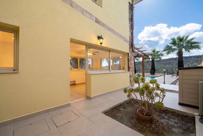 Image No.19-3 Bed House for sale