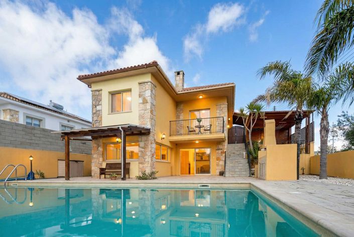 Image No.2-3 Bed House for sale