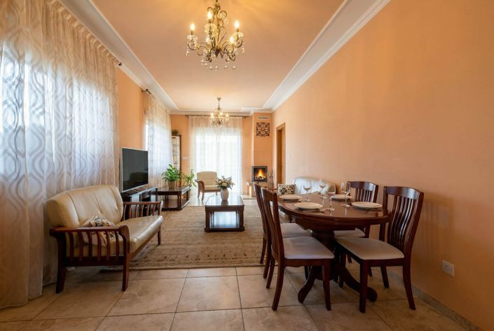 Image No.3-3 Bed House for sale