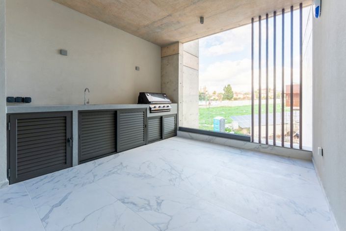 Image No.21-2 Bed Apartment for sale