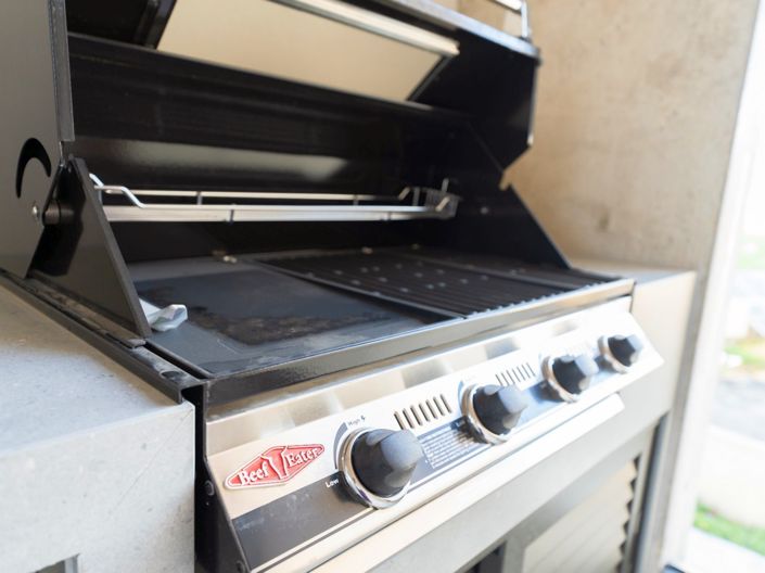 Image No.24-2 Bed Apartment for sale