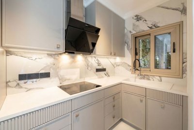 ea5c332f-691a-46d3-a963-060c85607734