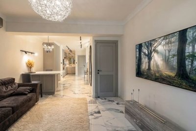 f7b3dbb1-a1d9-4095-8b1f-f2c0d4dce228