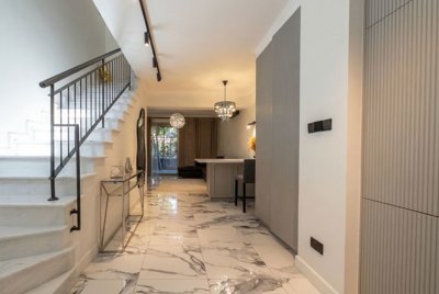 bd8517bd-095f-44ec-af1d-4509cbf4e7f7