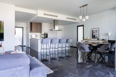 756d0bc2-c3a6-44bc-9d66-c4db9c05489c