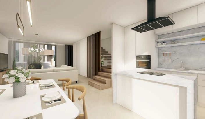 Image No.6-3 Bed House for sale