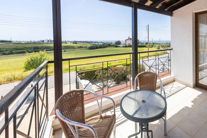 Image No.3-3 Bed House for sale