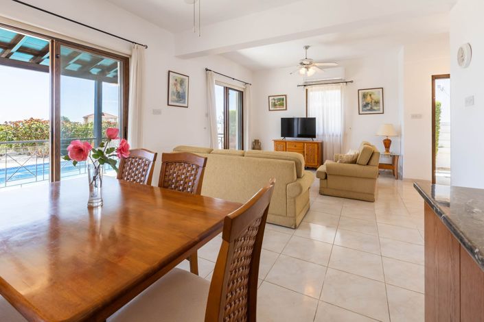 Image No.5-3 Bed House for sale