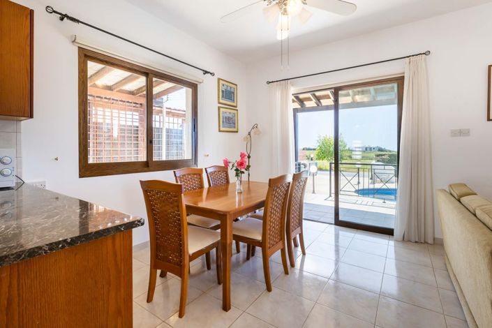 Image No.6-3 Bed House for sale