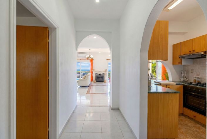 Image No.11-4 Bed House for sale