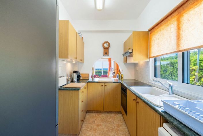 Image No.13-4 Bed House for sale