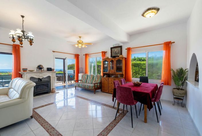 Image No.3-4 Bed House for sale