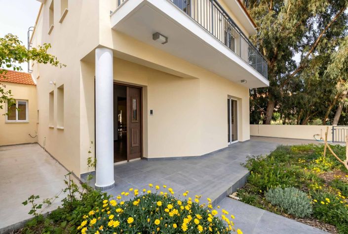 Image No.27-4 Bed House for sale