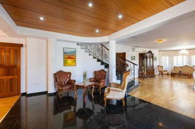 cce6289a-326a-4482-b109-e9e41d339443