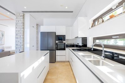 3cedc9ad-ba44-495c-9b28-e7866b83f051