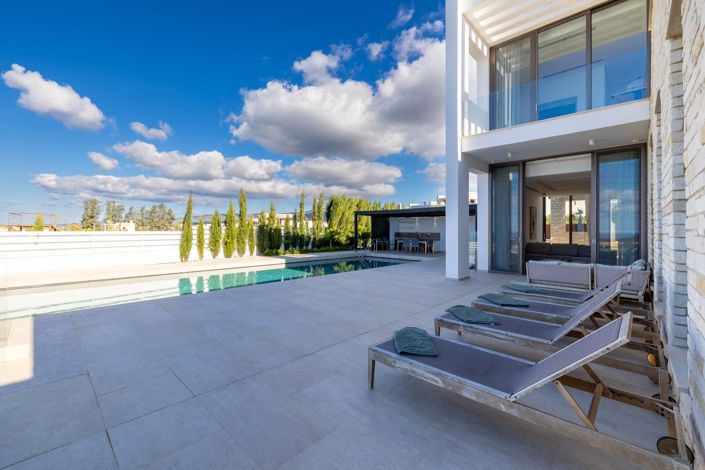 Image No.27-5 Bed House for sale