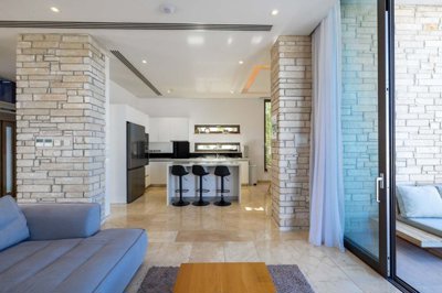 892f15ae-7773-408e-a2a8-6e1ec15ed3f5