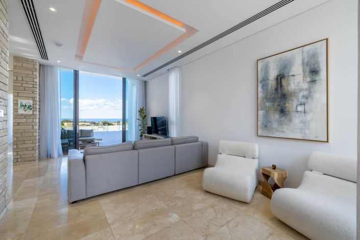 Image No.5-5 Bed House for sale