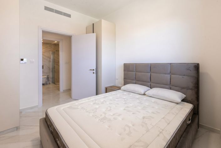 Image No.17-1 Bed Apartment for sale