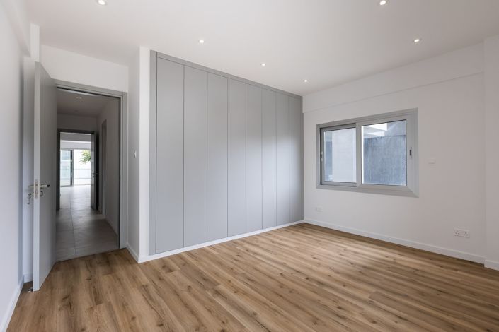 Image No.24-3 Bed Apartment for sale