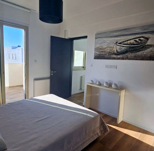 Image No.14-3 Bed House for sale