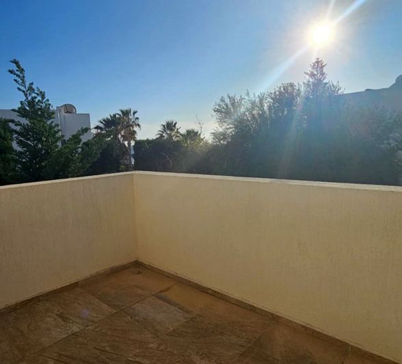 Image No.20-3 Bed House for sale