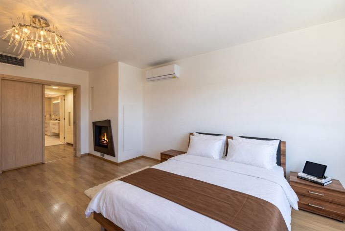 Image No.23-5 Bed House for sale
