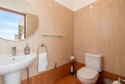 ce755feb-58ca-4698-8c53-95285ddf96b3