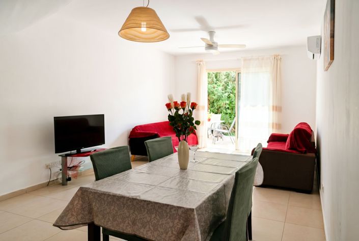 Image No.2-2 Bed House for sale