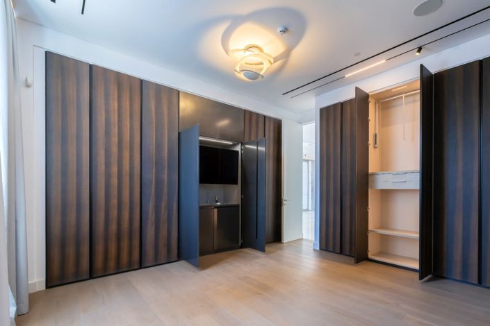 Image No.9-5 Bed Apartment for sale