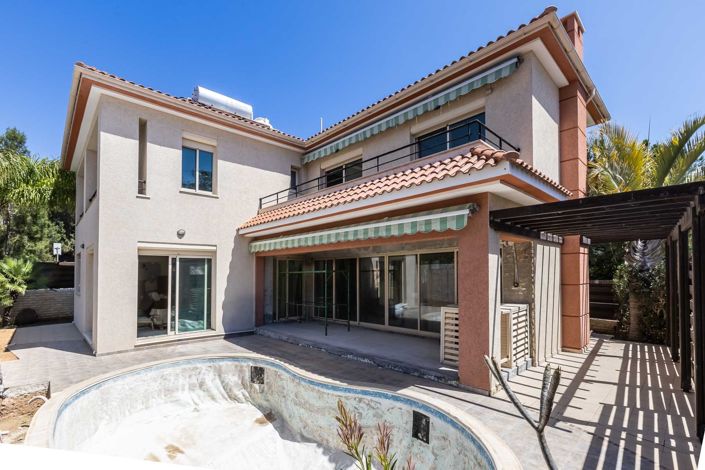 Image No.24-4 Bed House for sale