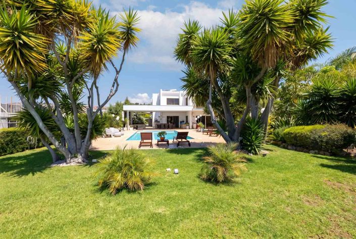 Image No.2-7 Bed House for sale