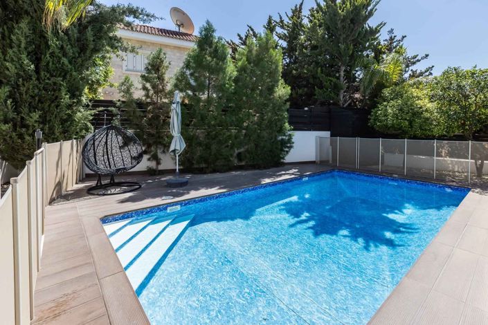 Image No.27-5 Bed House for sale