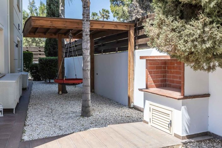 Image No.30-5 Bed House for sale